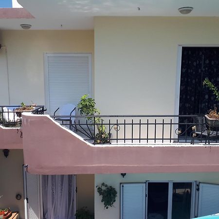 Galotel Agnoudas Near The Airport Markópoulon Exterior foto